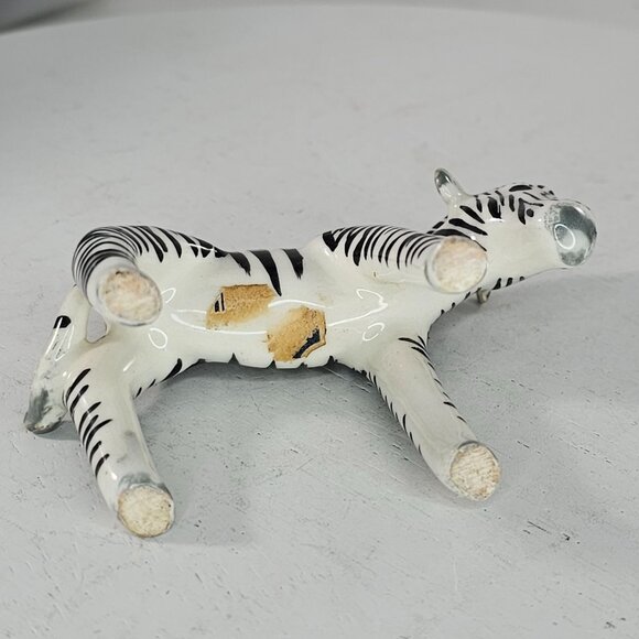 Vintage Zebra Figurine Gray Nose Hooves Estate Find Unique - Picture 10 of 10